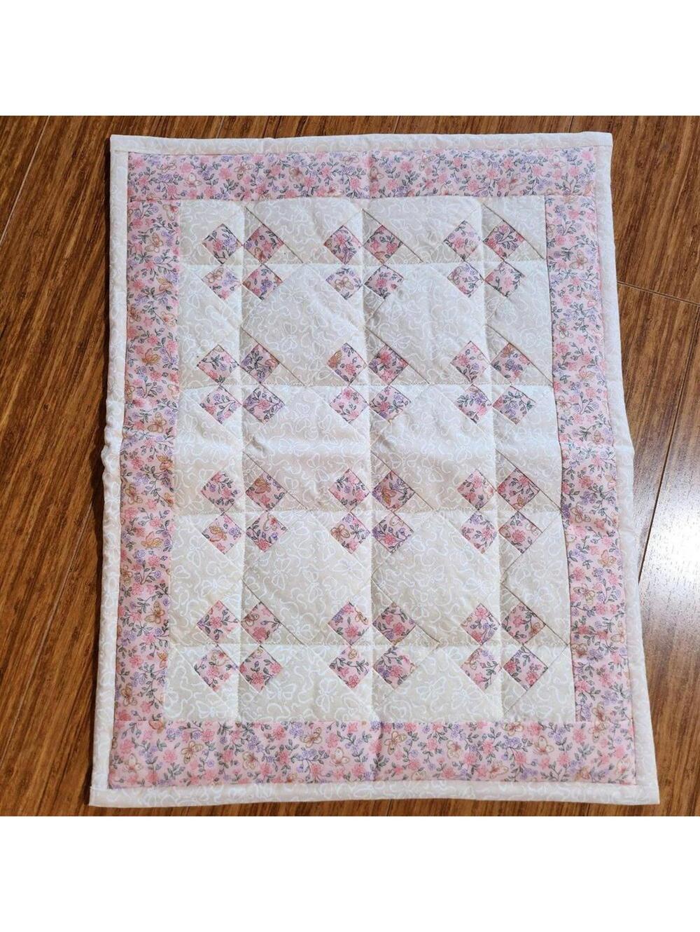 Handmade Quilted Centerpiece Small Quilt Floral Pattern Shabby Chic 21x16 inches